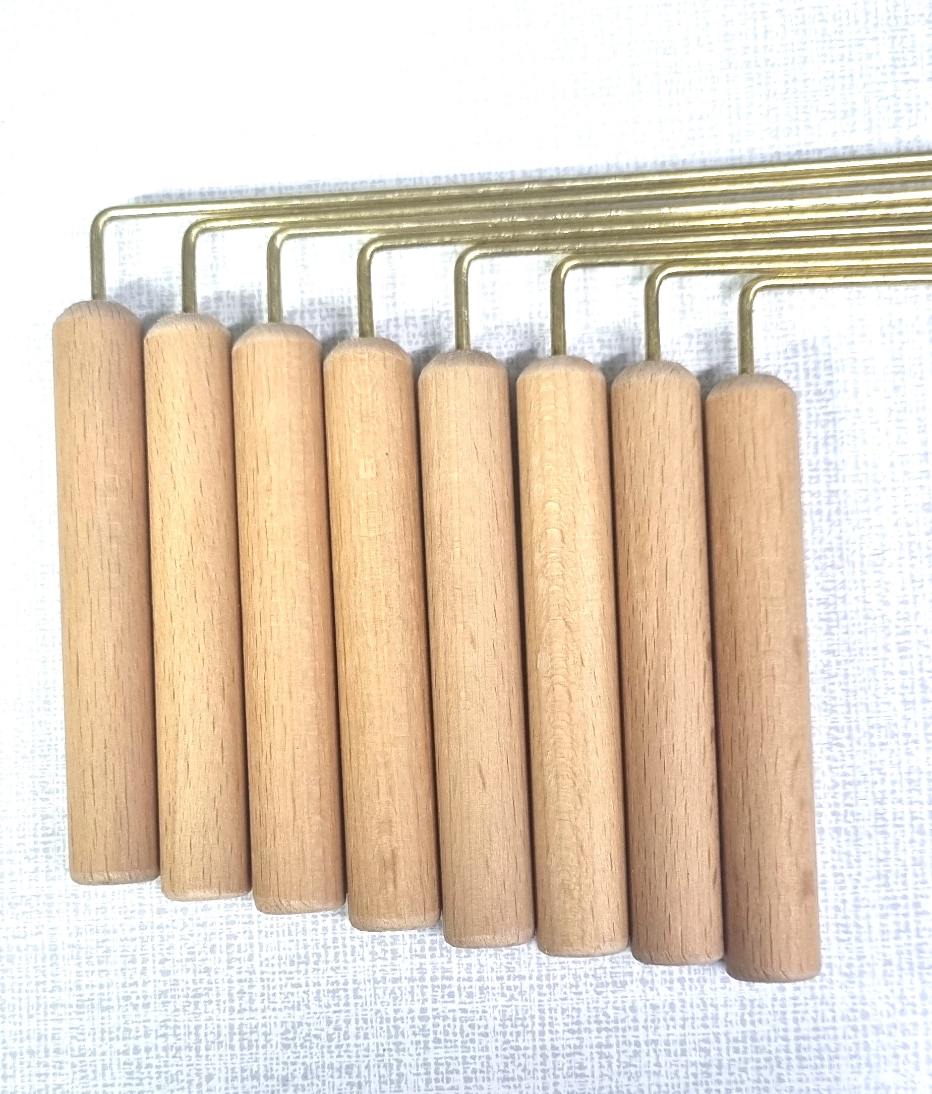 BİO ENERJİ ANTENİ bir çubuktan çok daha fazlası — yüksek sezgisel algıya sahip olan bu özel araç, enerji çalışmaları yapan herkes için vazgeçilmez bir yardımcıdır.